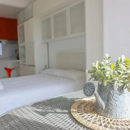 Aparteasy - Lovely Atic In Barcelona