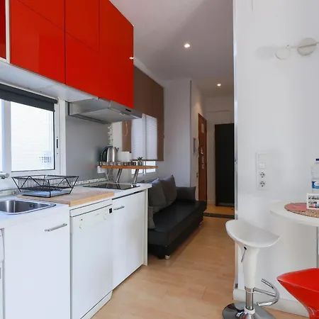 Aparteasy - Lovely Atic In Lejlighed Barcelona