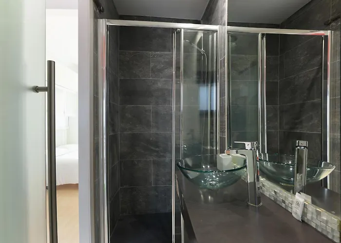 Aparteasy - Lovely Atic In Apartmán